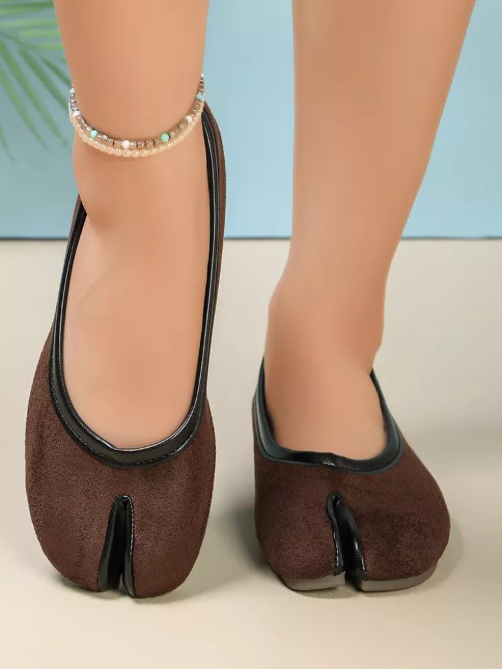 Split-Toe Slip-Ons - Picture 4 of 9